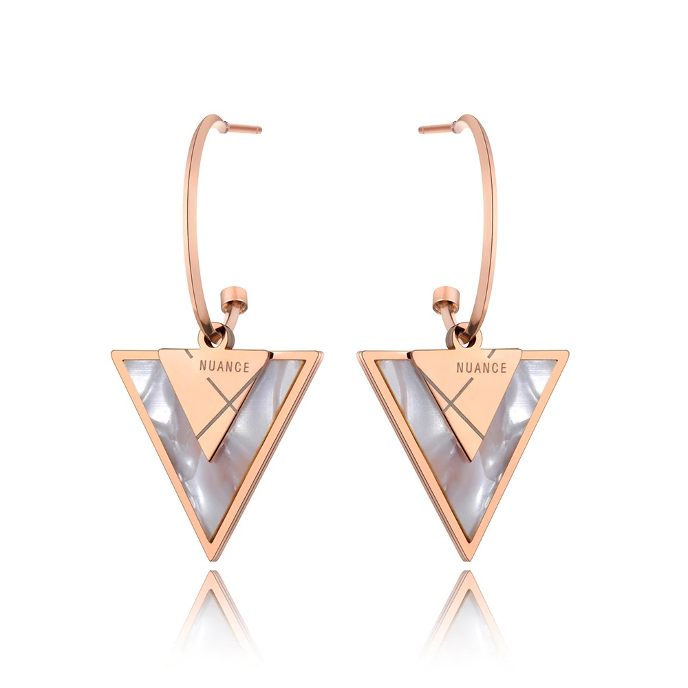 CLARA-rosegold-nemesacél-női-fülbevaló-kagyló-berakás